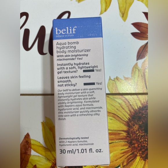 3/12 Makeup bundle 3 pieces Appeal gel liner green, highlighter diamond,  lotion - Picture 7 of 11